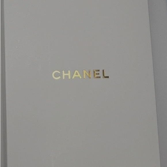 Chanel Coco Crush Phone Case Crossbody w/ Detachable Chain Strap - Black - NEW! - Picture 5 of 5